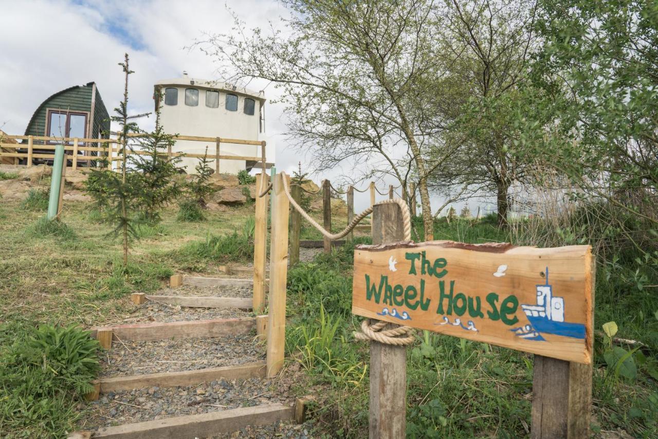 Shepherd'S Loch Glamping Turriff エクステリア 写真